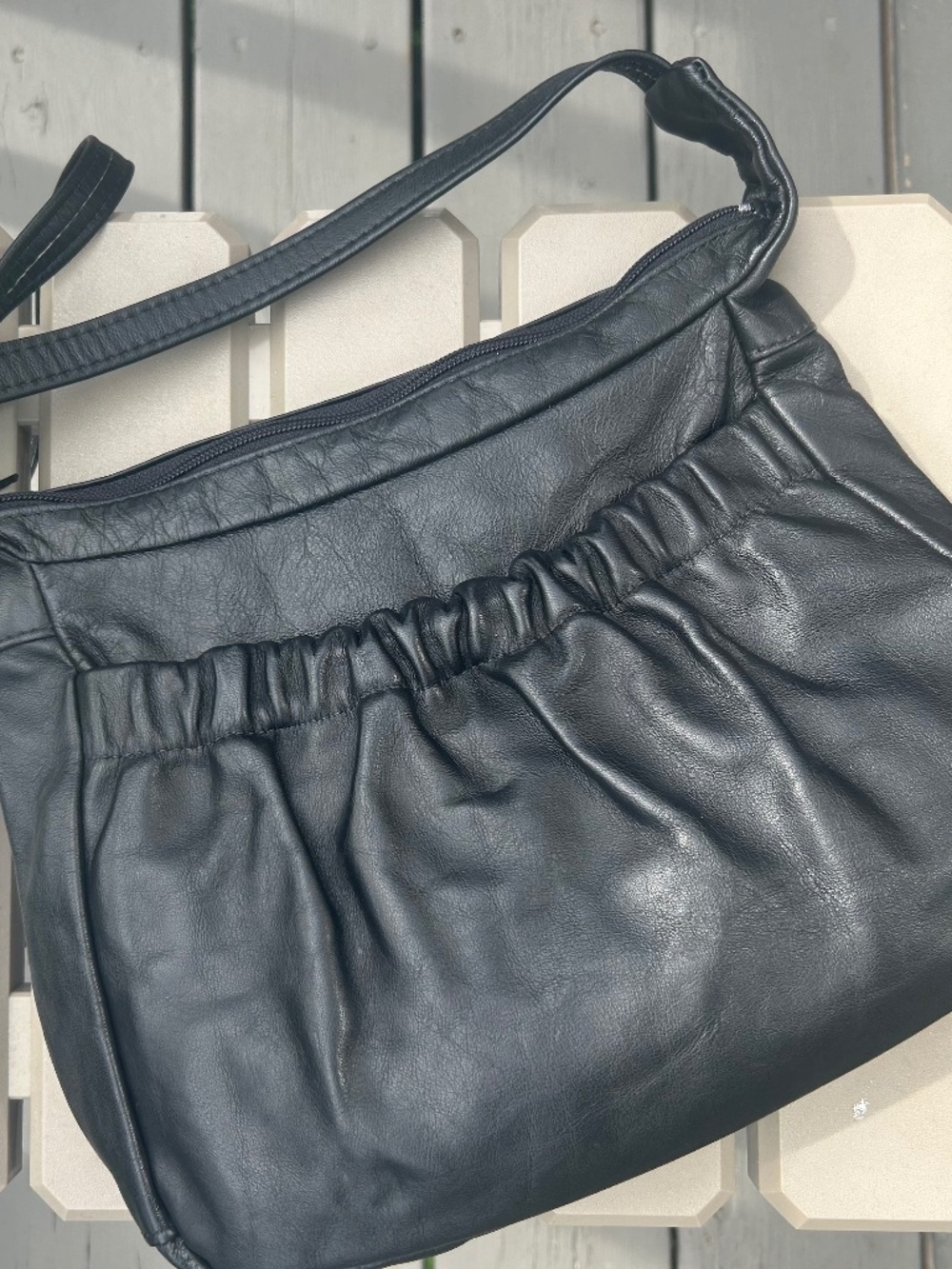 Vintage 1980s–1990s Durabilt Black Leather Ruched Shoulder Bag